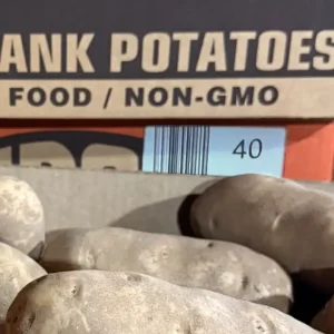 Kartoffeln vor einer GPOD-Kiste