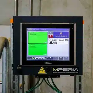 Umzäuntes Mperia-Gelände auf dem Naturheld-Gelände